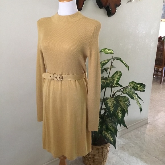 🌹6X HOST PICK🌹- FREE PEOPLE GOLD SPARKLE BELTED SWEATER DRESS/NWT/SZ L - Picture 4 of 9